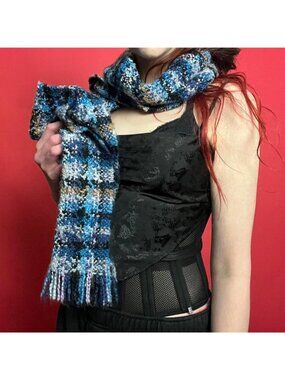 Blue and white fluffy scarf 💙🤍​